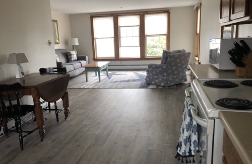 Boothbay Harbor Apartment | Convenient Downtown Location w/Harbor View
