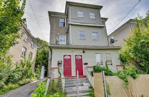 Hartford House | Convenient Hartford Condo < 2 Mi to Dtwn!