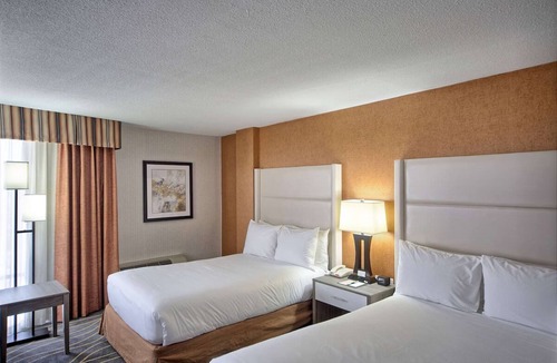 South Portland Hotel | Convenient Stay Right Next to I-95 and 2 Miles from Jetport | 3 Units