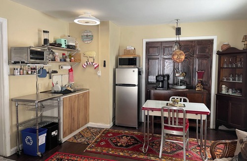 White River Junction Apartment | Convenient Location and dog friendly