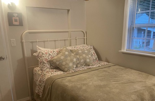 Paris Cabin | Cosy cabin in Paris, Arkansas, a short drive from Magazine mountain