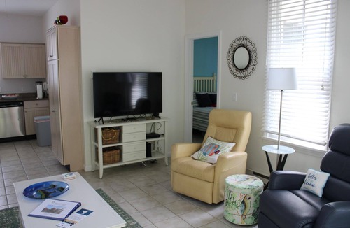 Summer Village Cottage | Cottages at Summer Village, fully furnished cottage, Wi-fi, heated pools, hot tub