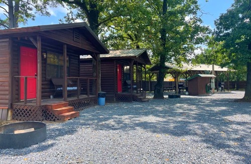 Hochatown Cabin | Cougar Run 5 in Hochatown/Broken Bow, OK