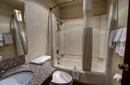 Beaver Hotel | Country Inn