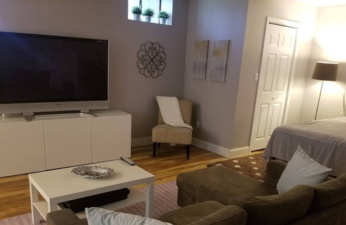 Dickerson Apartment | Countryside Getaway in the Agricultural Reserve