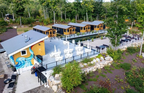 North Sebago Villa | Couples Cottage Limit 4 1 Bedroom Cottage