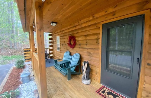 Intervale House | Couples Getaway Log Cabin in the White Mountains