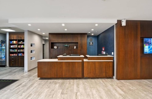 Central Islip Hotel | Courtyard by Marriott Long Island Islip/Courthouse Complex