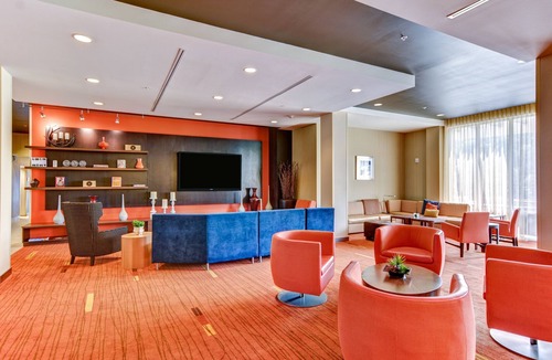 Bridgeport Hotel | Courtyard by Marriott Bridgeport Clarksburg