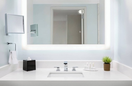 Cambridgeport Hotel | Courtyard by Marriott Boston-Cambridge
