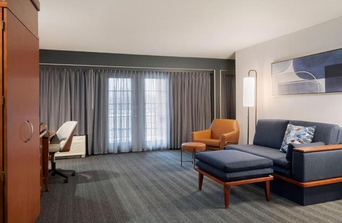 New Albany Hotel | Courtyard by Marriott Columbus New Albany