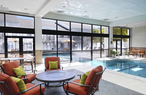 Arlington Hotel | Courtyard by Marriott Dallas Arlington/Entertainment Dist