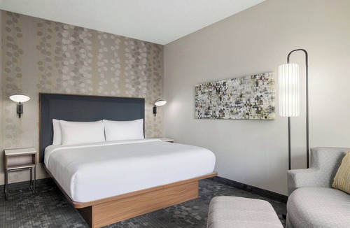Bedford Hotel | Courtyard by Marriott Dallas-Fort Worth/Bedford