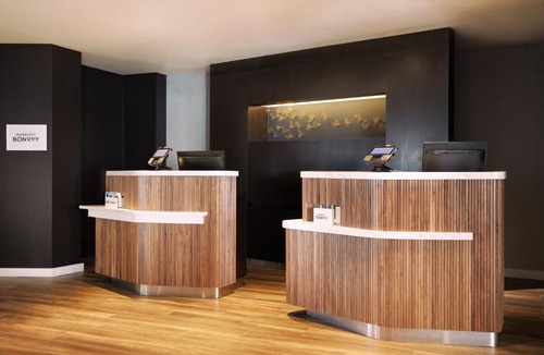 Downtown St. Louis Hotel | Courtyard by Marriott St. Louis Downtown West