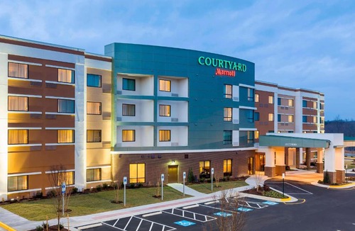 Stafford Hotel | Courtyard by Marriott Stafford Quantico