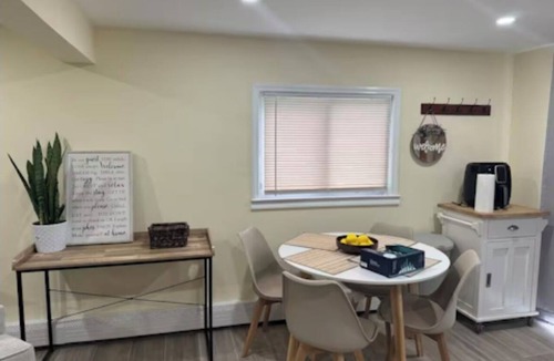 Shirley Apartment | Cozy 1-bedroom apartment in charming Shirley with private entrance