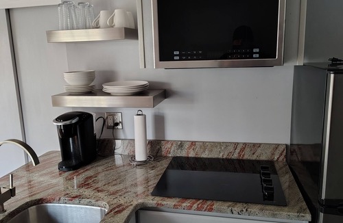 Pomfret Cottage | Cozy 1-bedroom cottage in serene Pomfret.