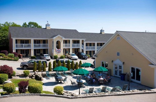 Ogunquit Resort | Cozy 1-bedroom resort in peaceful Ogunquit with AC