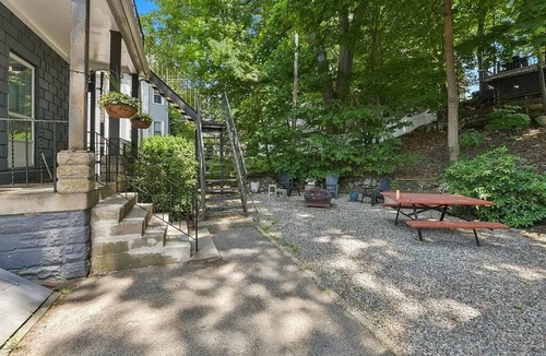 Dedham Apartment | Cozy 2-bedroom apartment in charming Dedham - Legacy Mall with WiFi