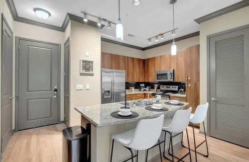 Brady Arts District Apartment | Cozy 2BR Near BOK Center - Gym, Pool, Pet Friendly