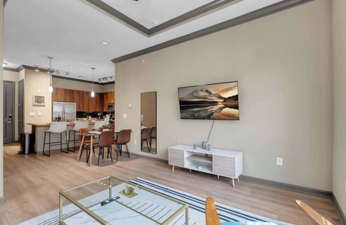Brady Arts District Apartment | Cozy 2BR Near BOK Center - Gym, Pool, Pet Friendly