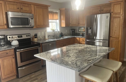 Alton House | Cozy 3-Bedroom Retreat in Alton- 1/2 mile from Lake Winnipesaukee w/WiFi & A/C