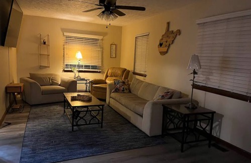 Mount Gay Apartment | Cozy Apartment with onsite restaurant in Logan WV Close to Hatfield McCoy Trail