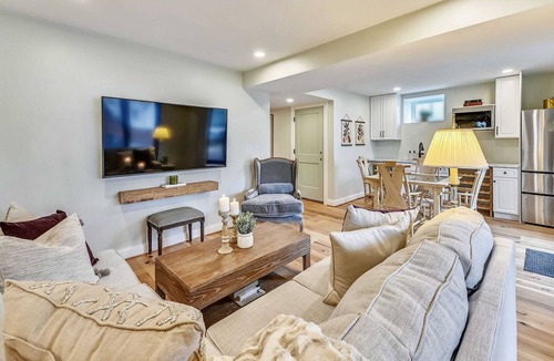 Egleston Square Condo | Cozy Boston Condo | Near T