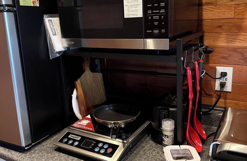 Loretto Apartment | Cozy Bourbon Trail Loft suite in Loretto