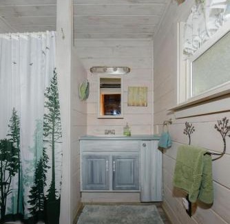 Stoneham House | Cozy cabin getaway in the White Mountains