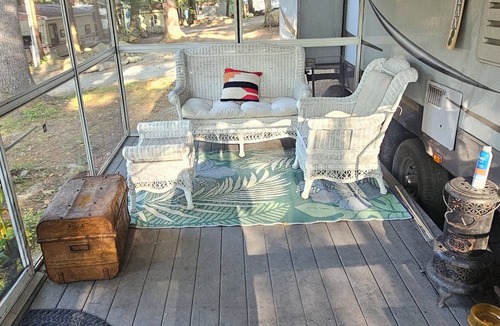 Henniker House | Cozy Campfire Camper Retreat - Lake Nearby!