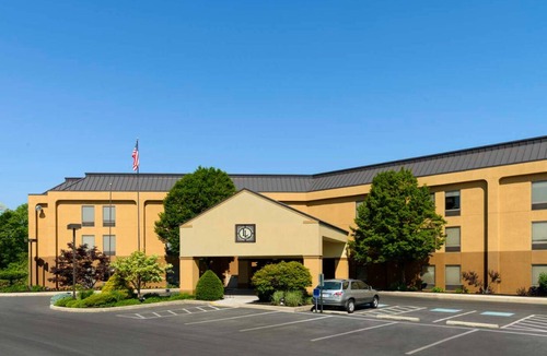 Carlisle Hotel | Cozy Carlisle Room with Free Breakfast – Short Drive to Roundtop Ski Resort
