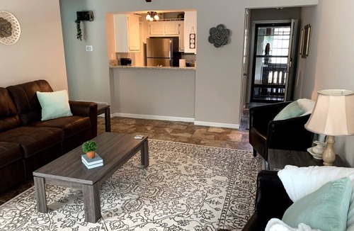 Shawnee Condo | Cozy, clean condo just 20 minutes from MAJOR INTERNATIONAL SPORTING EVENT activities and stadium!
