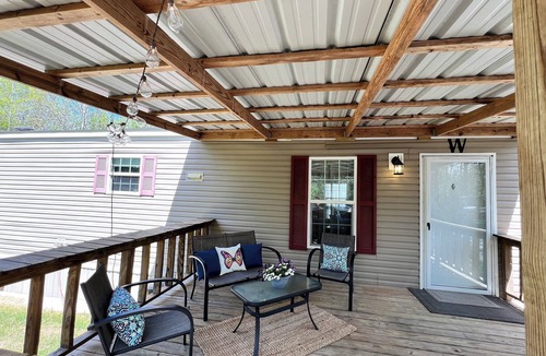 Ferndale House | Cozy, comfortable 2bd/2ba home in the Heart of Arkansas