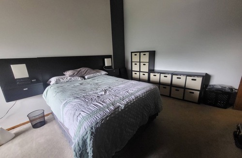 Merriman Valley Condo | Cozy condo 1 Room rental in Akron on border of Cuyahoga Falls