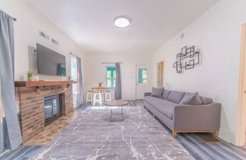 Champlin House | Cozy & Convenient Champlin Oasis