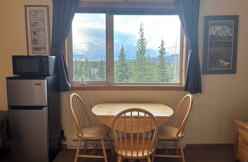 Healy Apartment | Cozy & Convenient Studio with Kitchenette