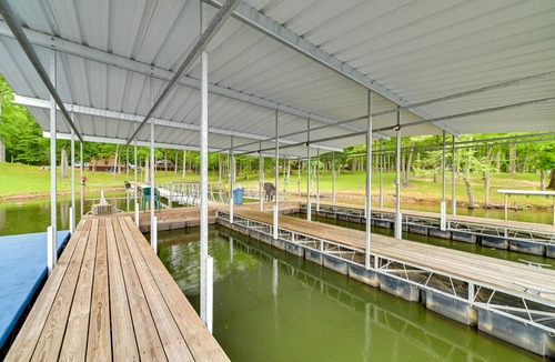Dover House | Cozy Dover Home w/Boat Dock, Fire Pit & Deck!