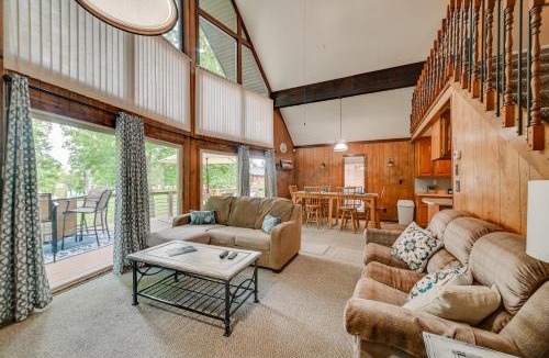Dover House | Cozy Dover Home w/Boat Dock, Fire Pit & Deck!