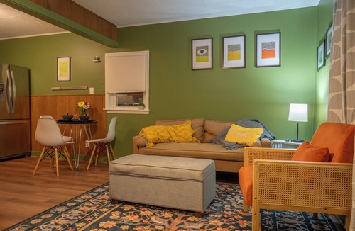 Chillicothe Cottage | Cozy eclectic cottage where you can reconnect and unwind, designed for couples.