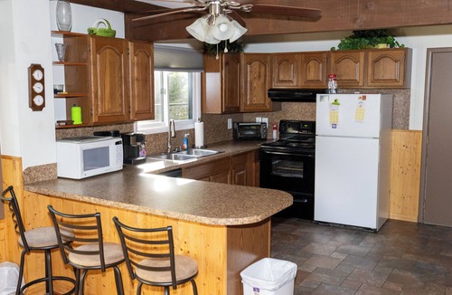 Alpine Lake Cabin | Cozy Family-Friendly Forested Cabin Inside Alpine Lake Resort