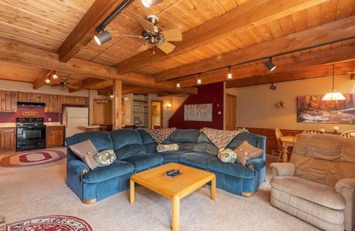 Intervale Condo | Cozy Family-Sized Condo Close To Everything
