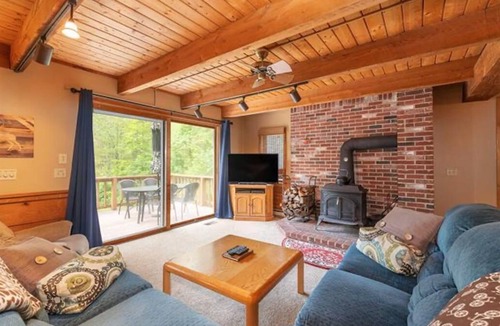 Intervale Condo | Cozy Family-Sized Condo Close To Everything