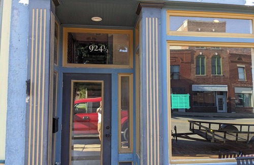 Lexington Apartment | Cozy Historic Downtown Lexington Apartment