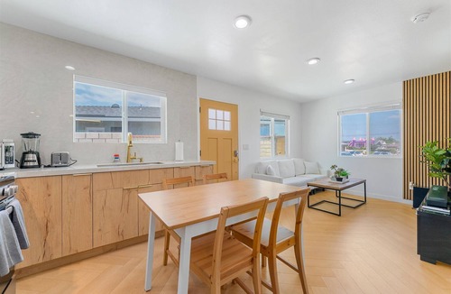 Fountain Valley House | Cozy Home in Fountain Valley Near Disneyland