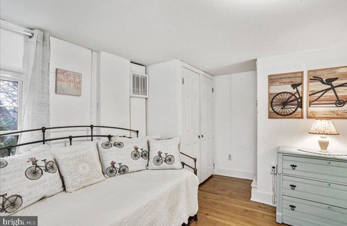Shepherdstown House | Cozy house in walking distance to artistic & historic town; pet-friendly!
