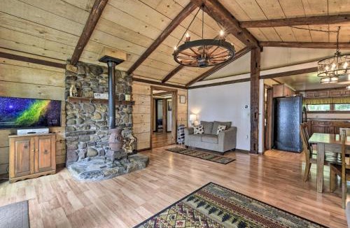 Bridport House | Cozy Lake Champlain Cottage w/Beautiful View