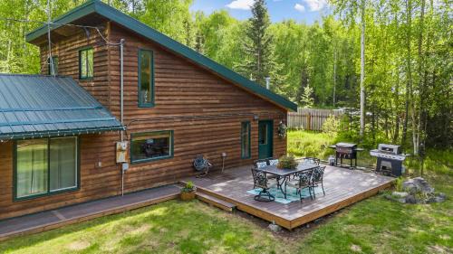 Meadow Lakes House | Cozy Lakefront Retreat