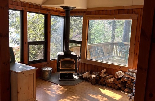 Northwood Cabin | Cozy Lakeside Cabin, All-Season, in Northwood, NH- 2 Bdr, great views