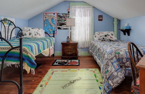 Falls Village Cottage | Cozy Little Cottage, a comfortable place to relax.